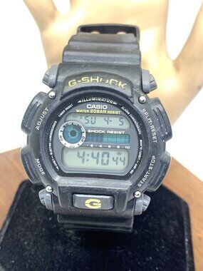 Casio Mens Watch G-Shock DW9052 Black Resin Digital Illuminator 44mm 3232 USED
